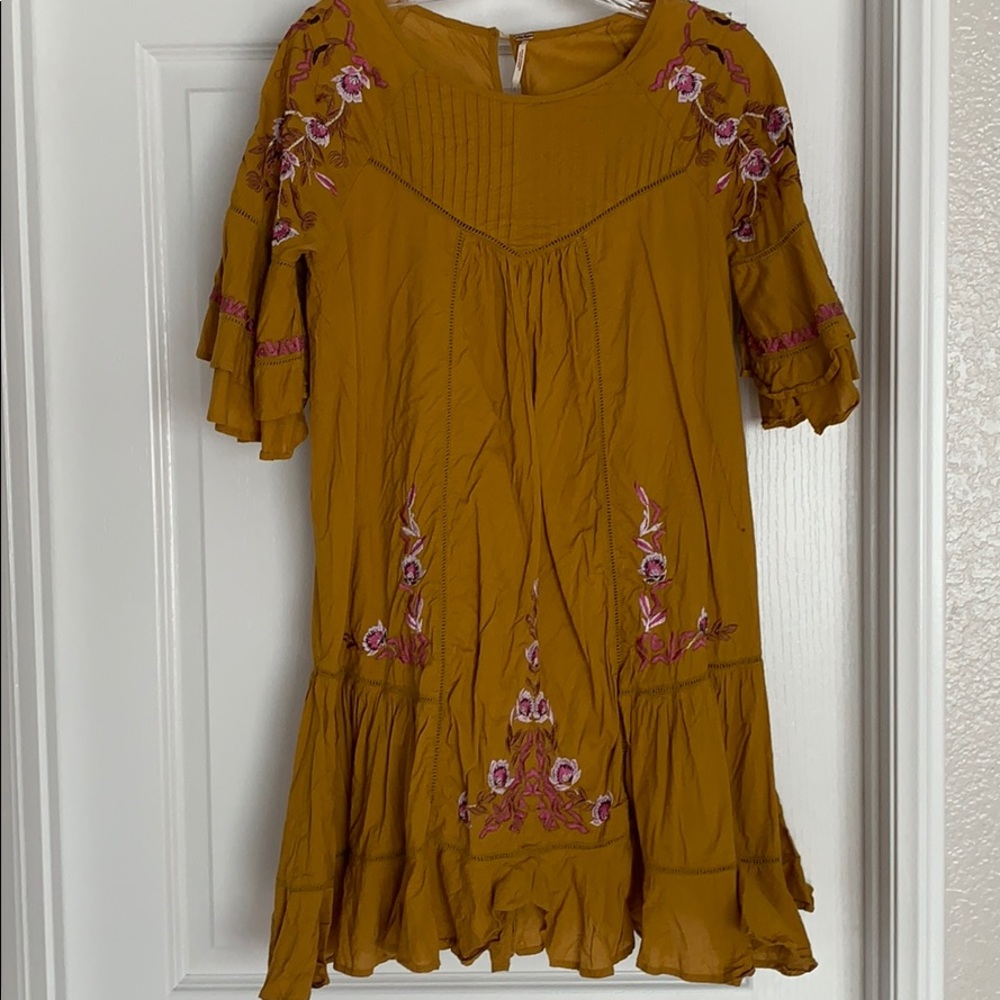 FREE PEOPLE baby doll dress!